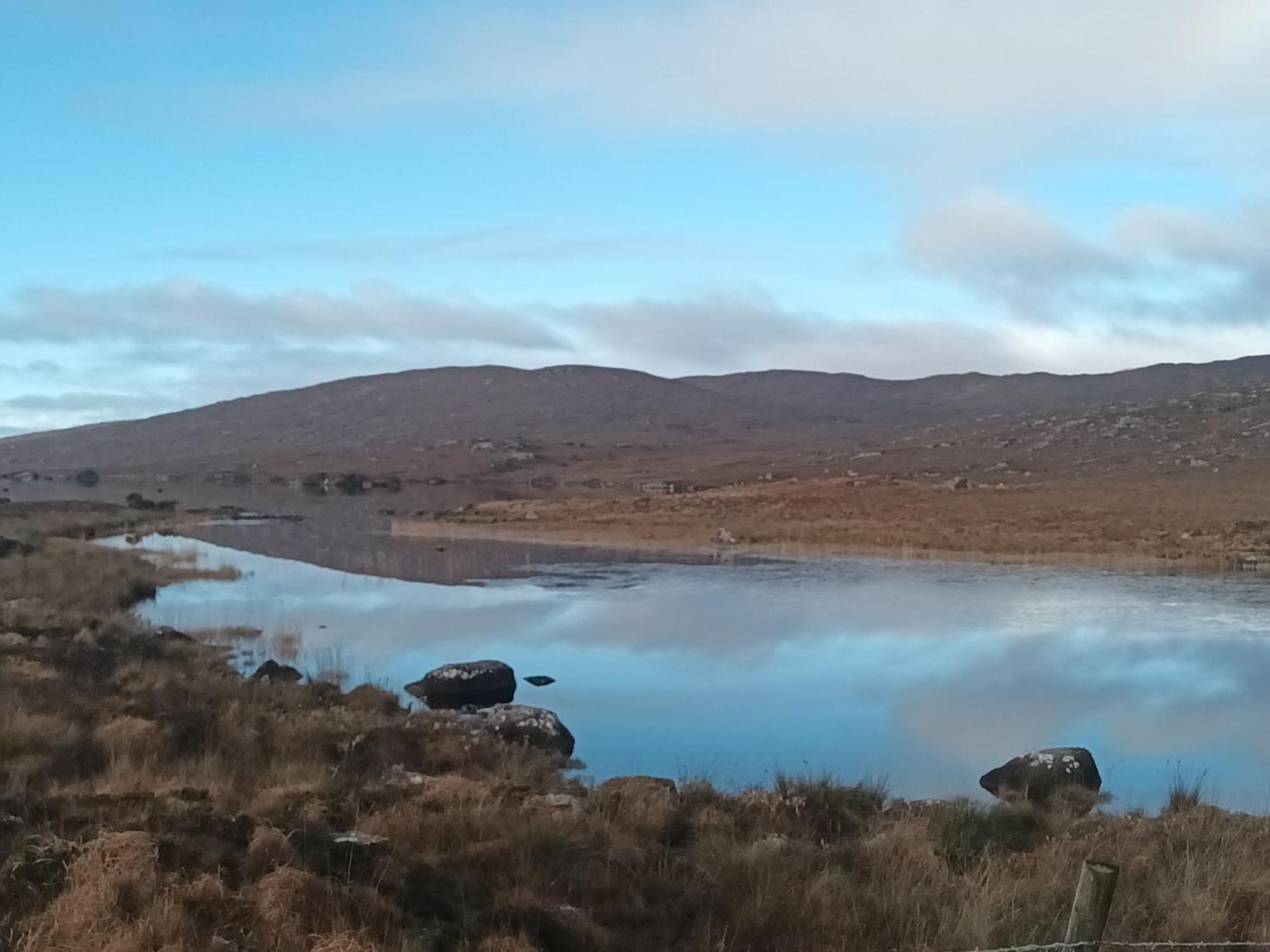 Connemara Lake View Apartment Camus Eighter Exterior foto